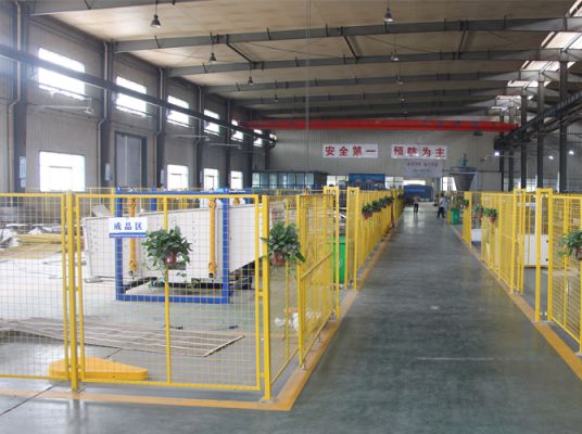 振动筛设备 车间一角